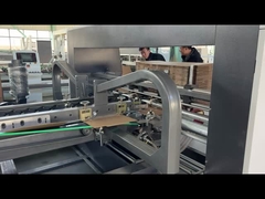 Macchina ondulata del contenitore di cartone