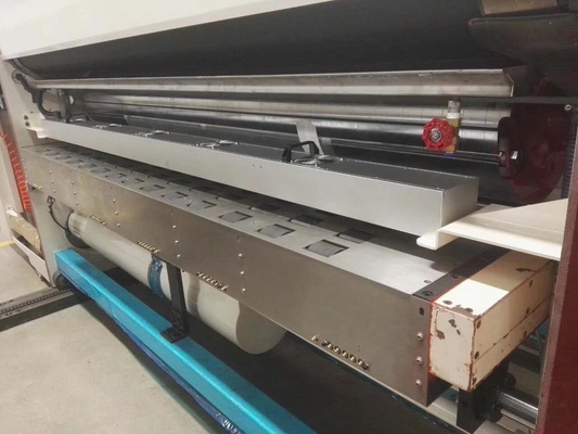 Alta velocità Quattro colori cartone ondulato scatola di stampa slotting Die Cutting Machine per la fabbricazione scatola