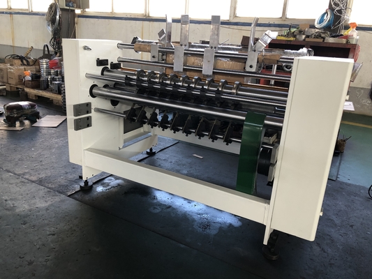 1200 mm Macchina per assemblaggio di cartoni ondulati