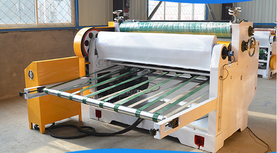 Macchine per la fabbricazione di scatole di cartone ondulato a flauto PLC